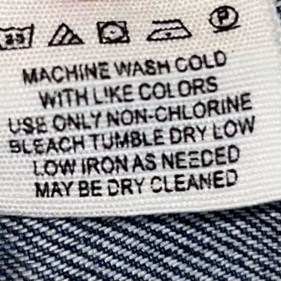 Women's We the Free Blue Fields of Sun Butterfly Printed Cutoff Denim Shorts 26 - Picture 7 of 13